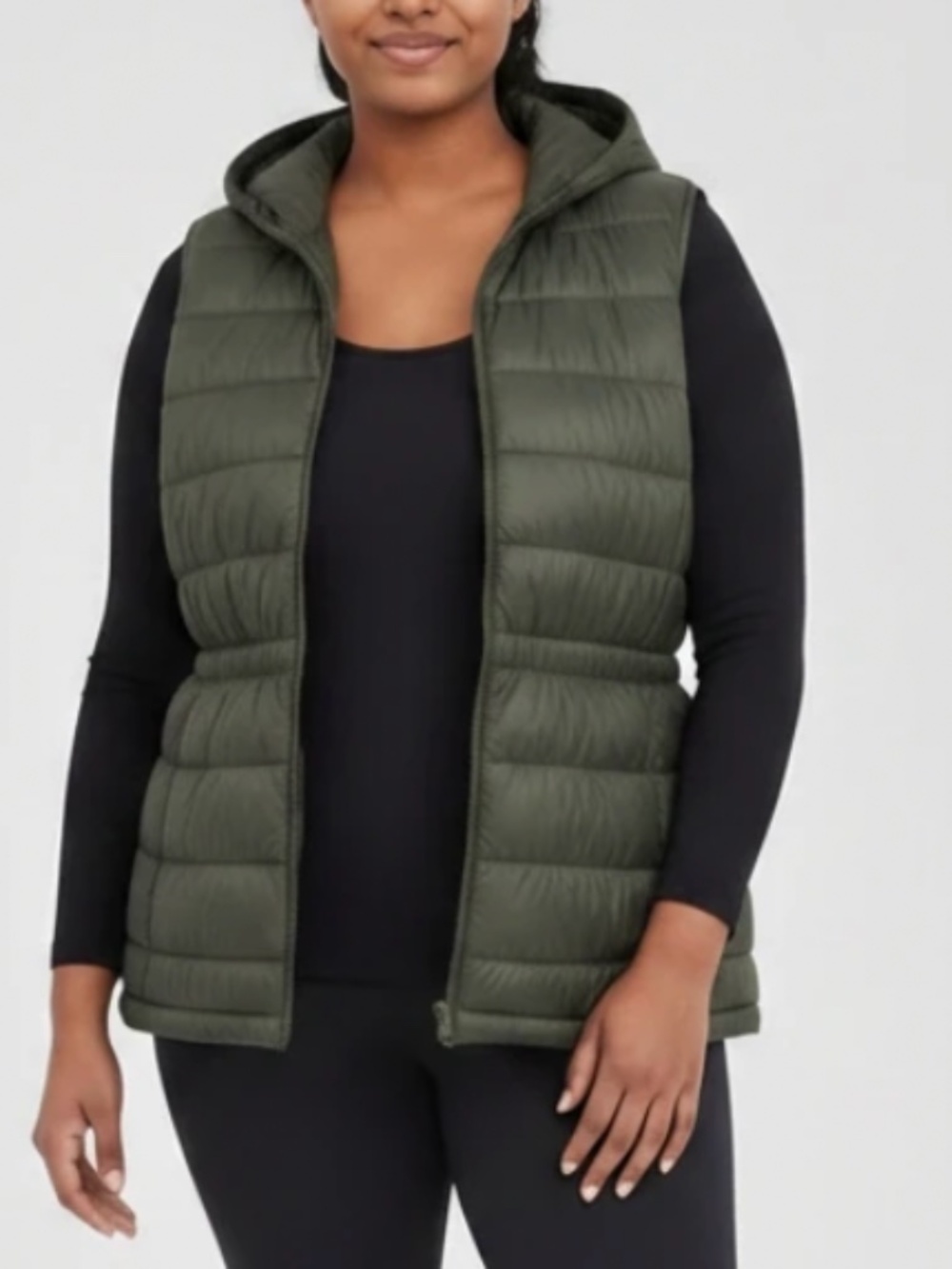 Swiss Tech Women’s Hunter Green Cinched Zip Up Puffer Vest with Hood Size Medium